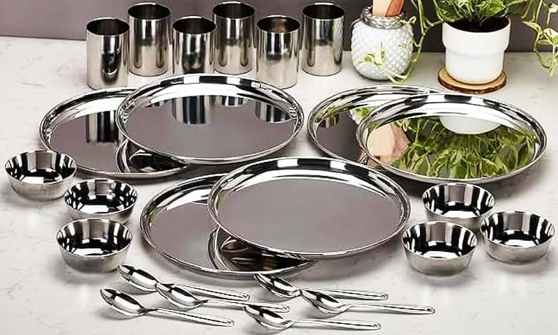 Stainless Steel Dinner Plates