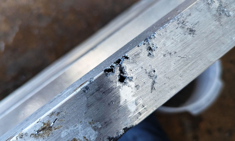 क्या एल्युमीनियम में जंग लग जाता है?