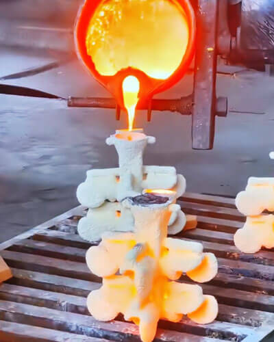 Pouring defects in casting